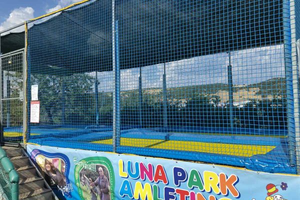 trampolino